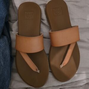 Reef Women's Sandals in Brown and Tan